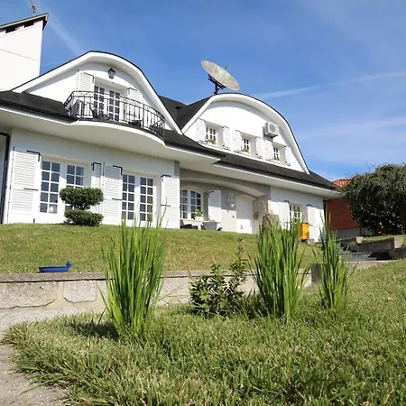 Branca Barreiros Al98139 B&B