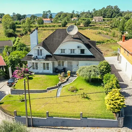 Branca Barreiros Al98139 Alojamento de Acomodação e Pequeno-almoço