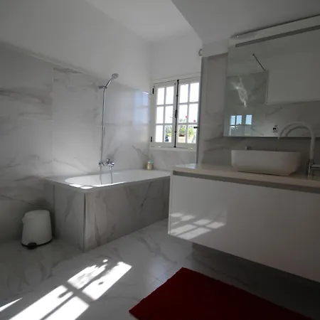 فندق مبيت وإفطار Branca Barreiros Al98139 Barreiros (Amares)