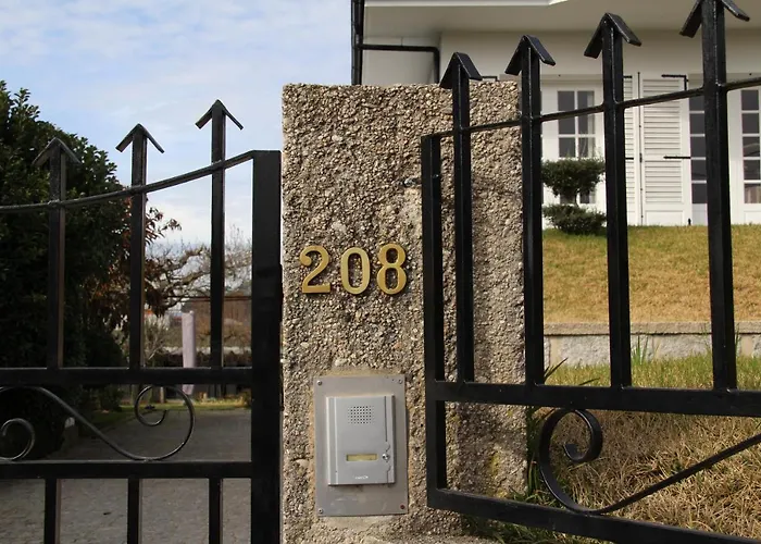 Branca Barreiros Al98139 4* Barreiros (Amares)