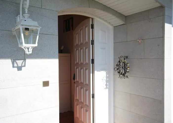 Branca Barreiros Al98139 Bed & Breakfast